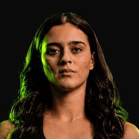 Retrato da atleta Beatriz Pereira — LMC 3