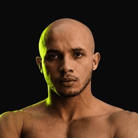 Retrato do atleta Cauê "O Insano" — LMC 3